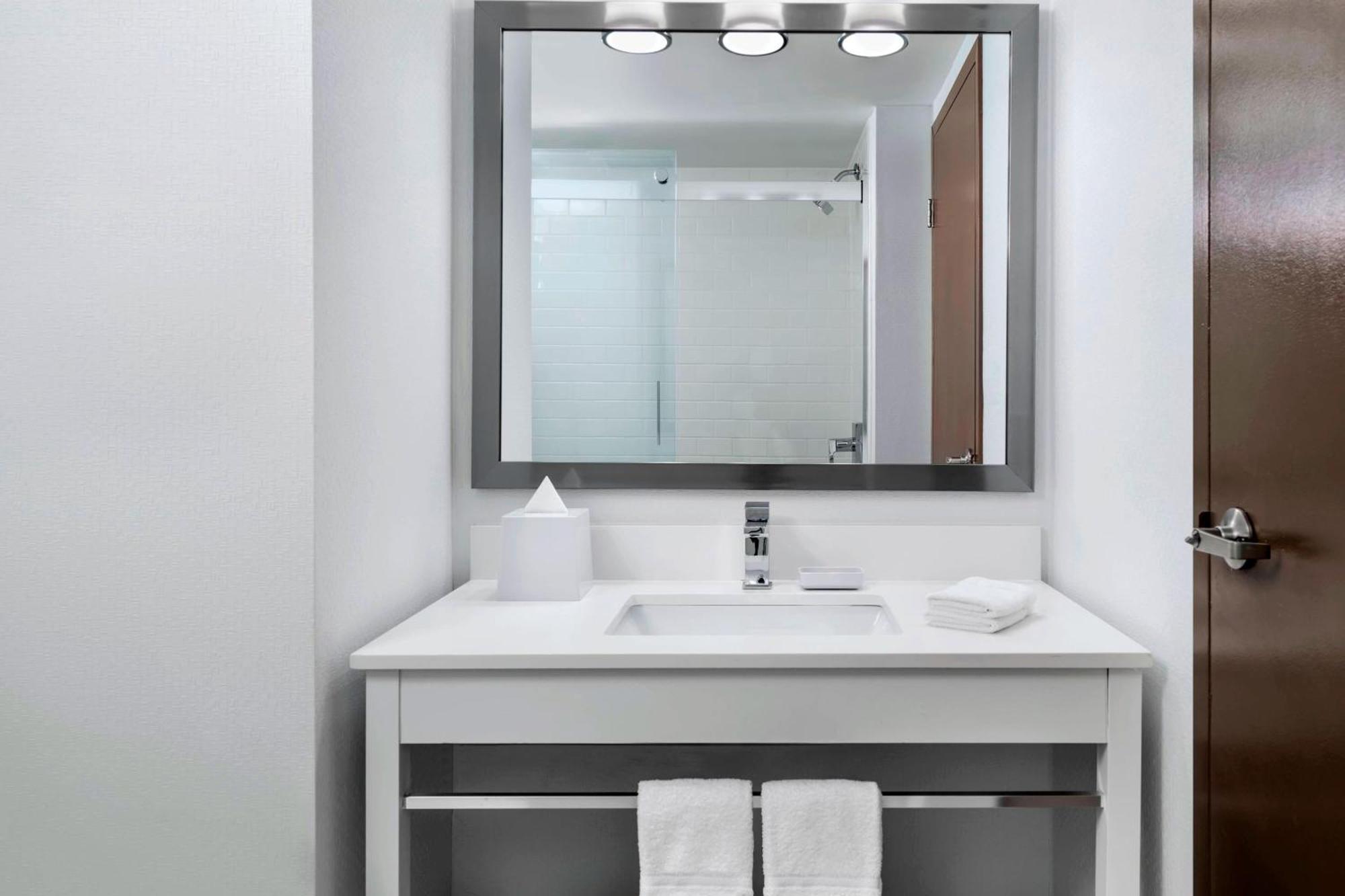 Four Points By Sheraton Беррі Екстер'єр фото