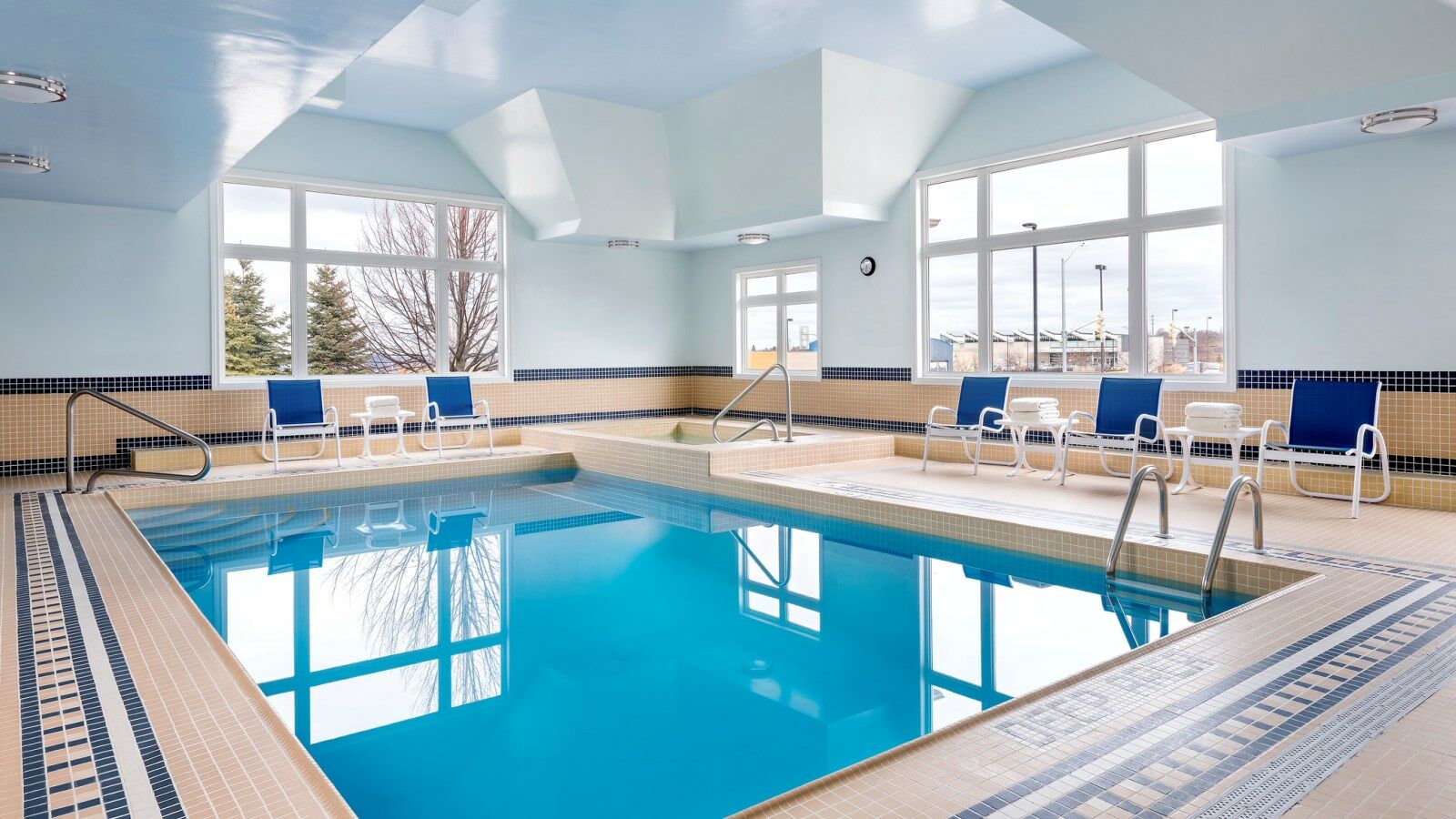Four Points By Sheraton Беррі Екстер'єр фото